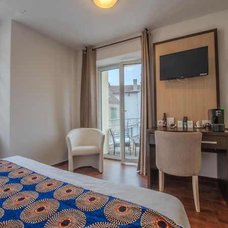 Navarrenx Logis Hotel Le Commerce מראה חיצוני תמונה