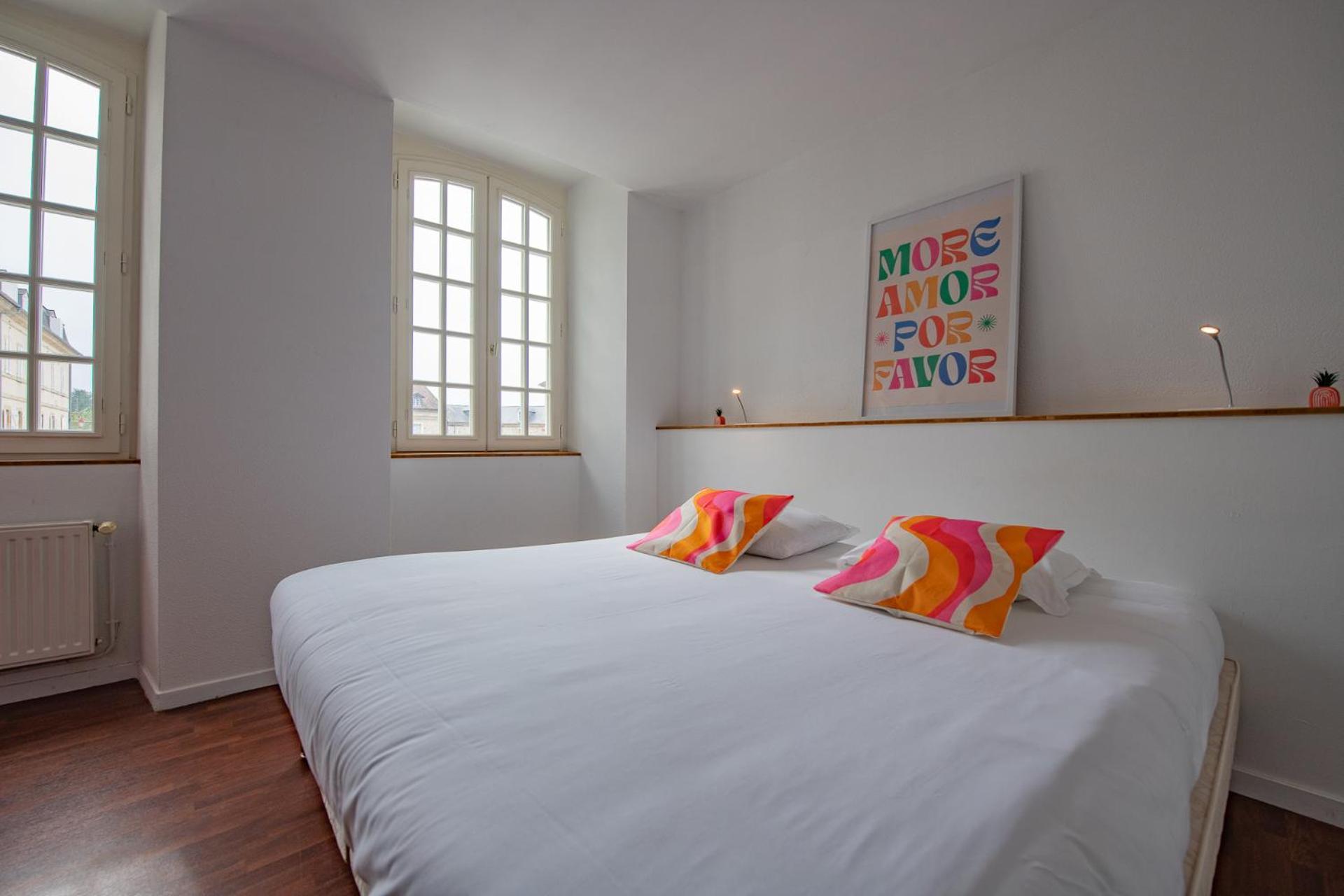 Navarrenx Logis Hotel Le Commerce מראה חיצוני תמונה