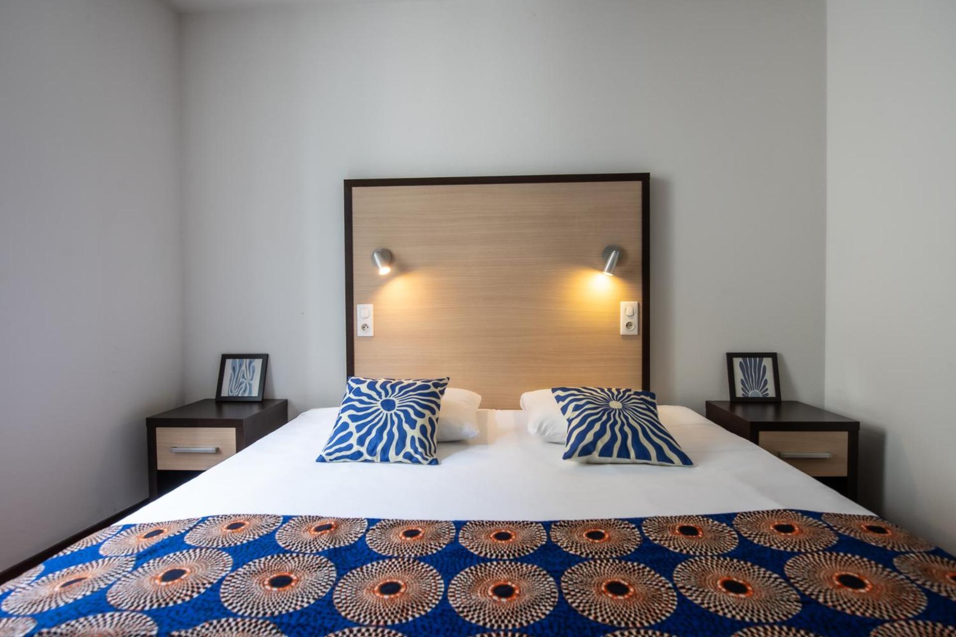 Navarrenx Logis Hotel Le Commerce מראה חיצוני תמונה